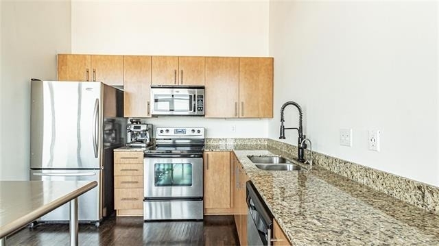 1001 Belleview Street - Photo 7