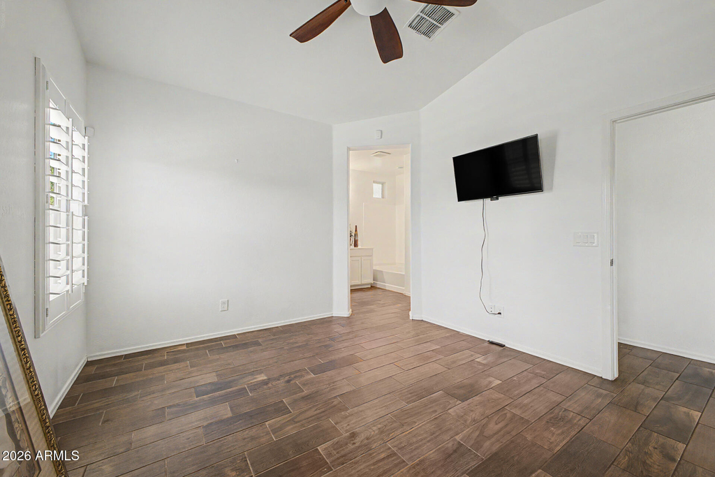 2694 E Runaway Bay Place - Photo 18
