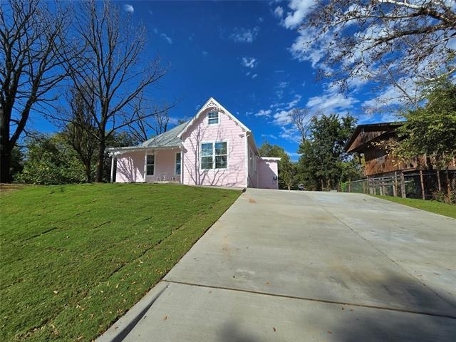 401 E Chestnut Street - Photo 18