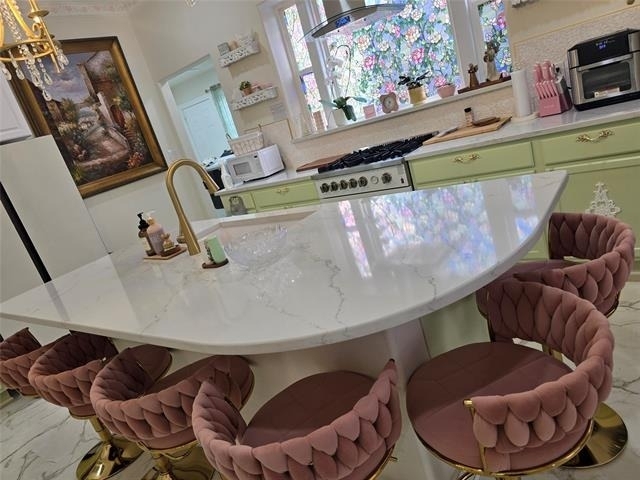 401 E Chestnut Street - Photo 2