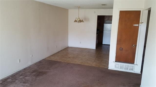 1037 Southmoor Drive - Photo 4