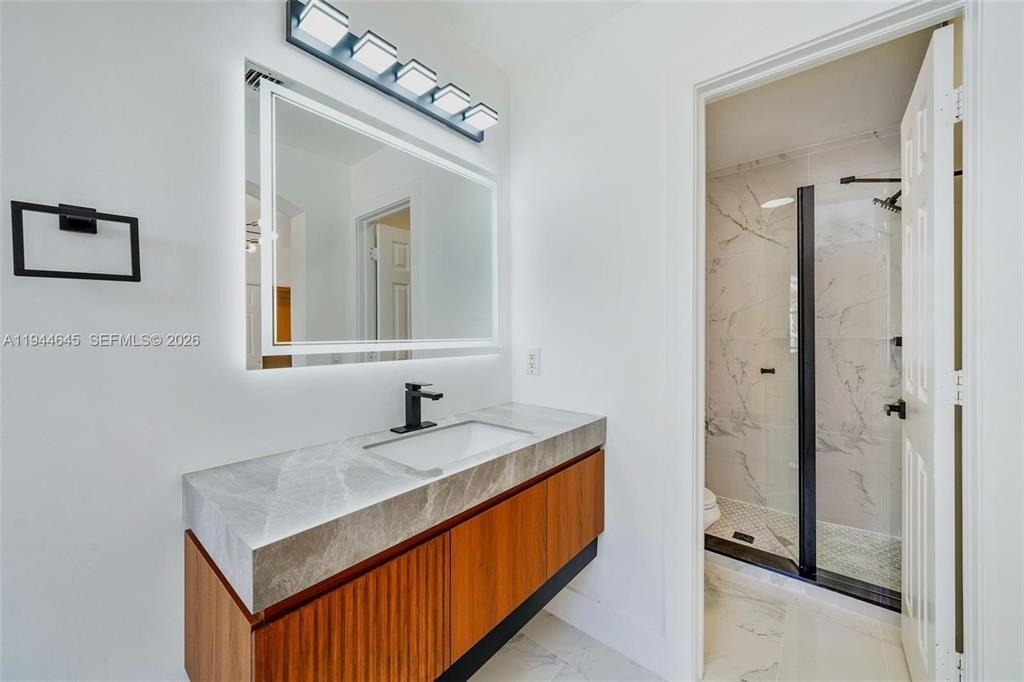 1551 Seagrape Way - Photo 29