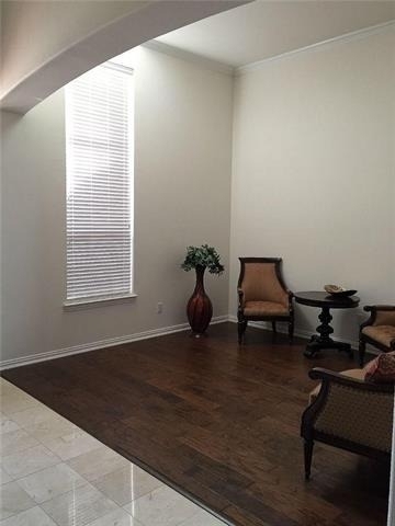 5605 Seneca Drive - Photo 2
