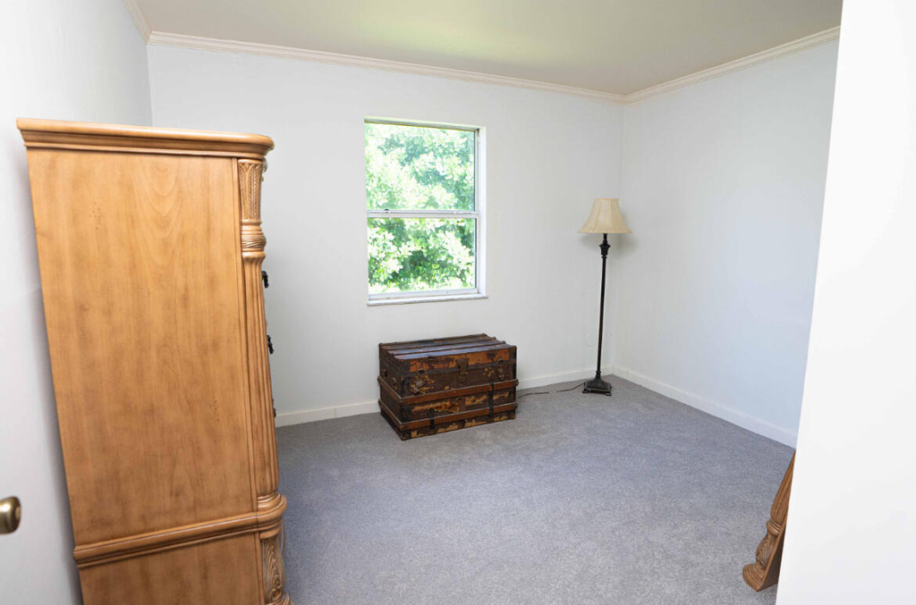 1881 Se Manth Lane - Photo 8
