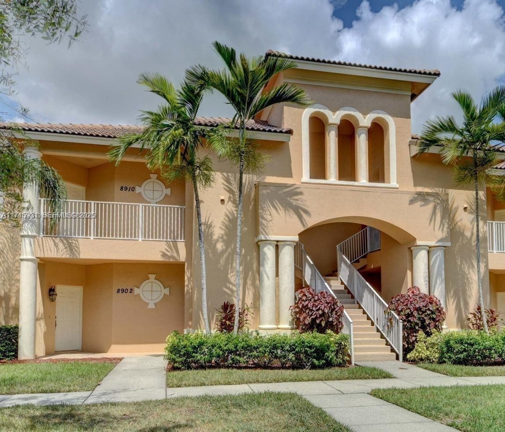 8910 Sandshot Court - Photo 0