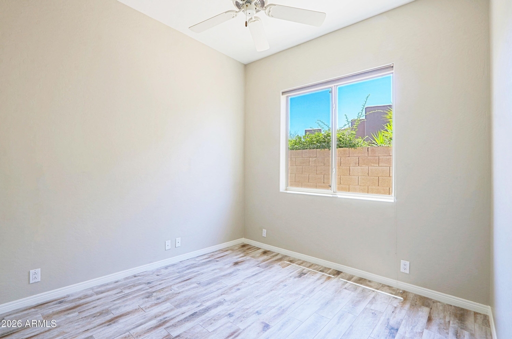 34106 N 66th Way - Photo 27