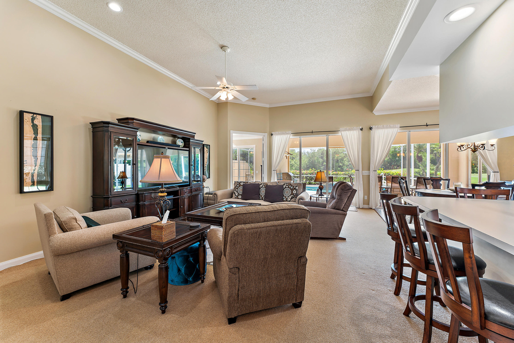 8485 Se Palm Hammock Lane - Photo 15