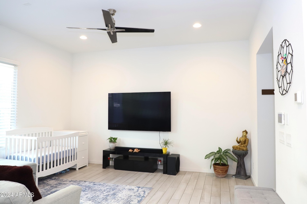 901 S Smith Road - Photo 8