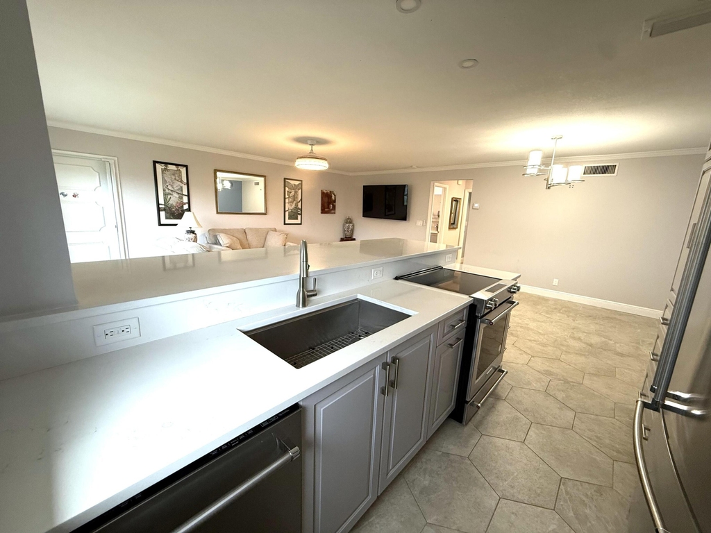 916 Savannas Point Drive - Photo 9