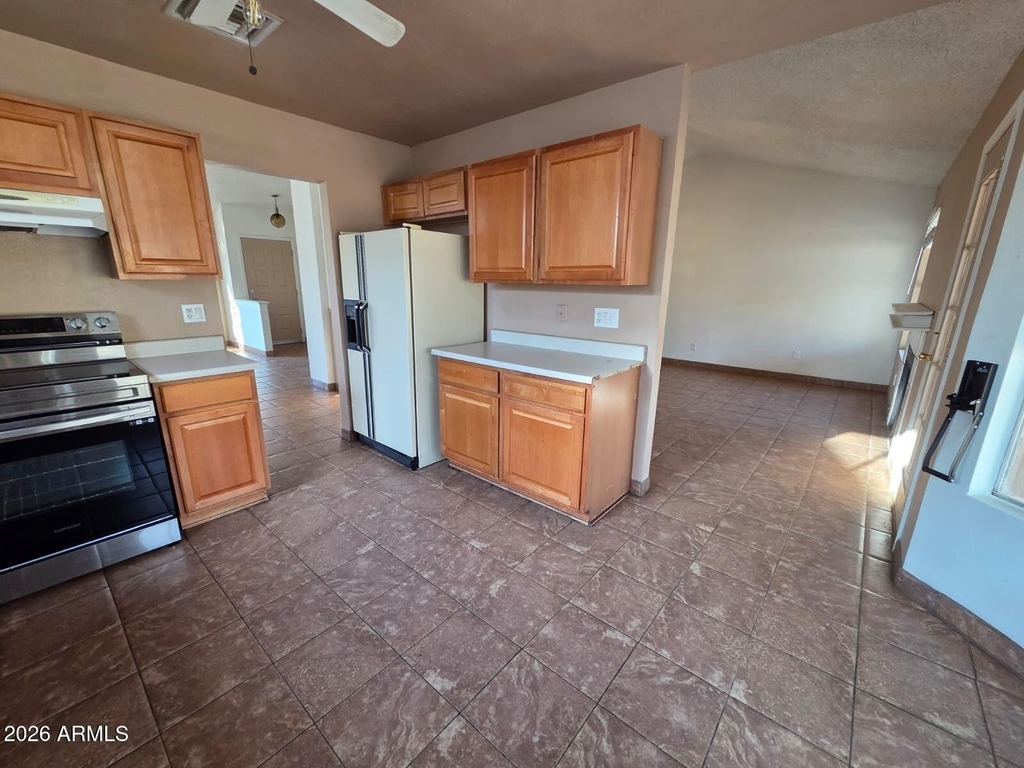 7009 W Brown Street - Photo 9