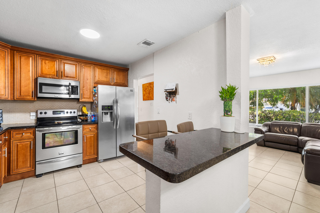795 Se 17th Street - Photo 16