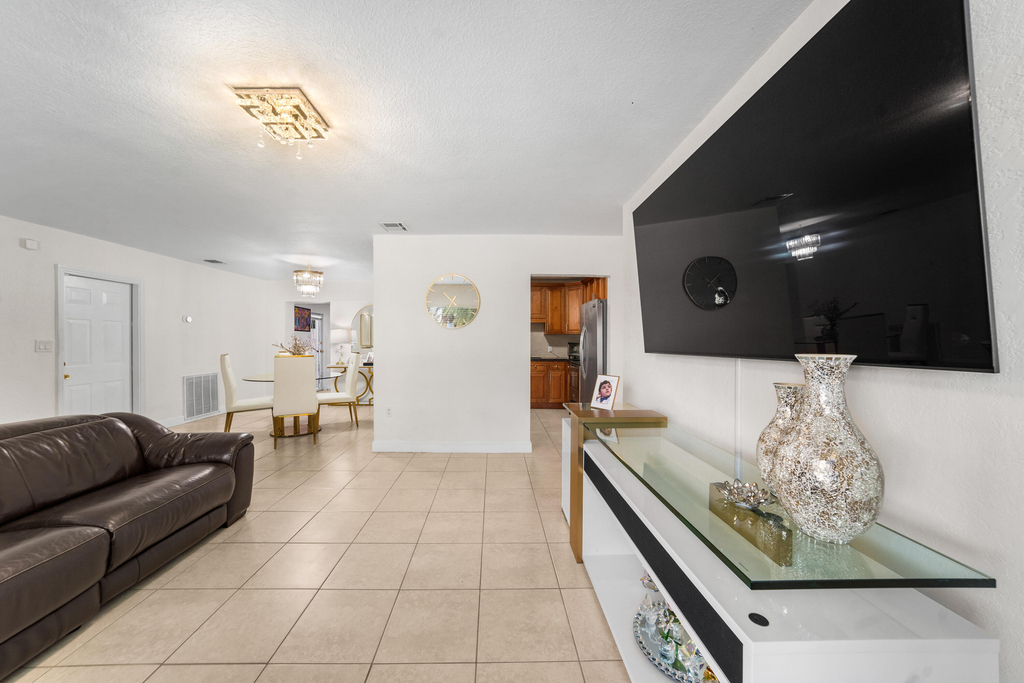 795 Se 17th Street - Photo 9