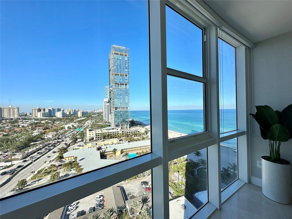 18201 Collins Avenue - Photo 57