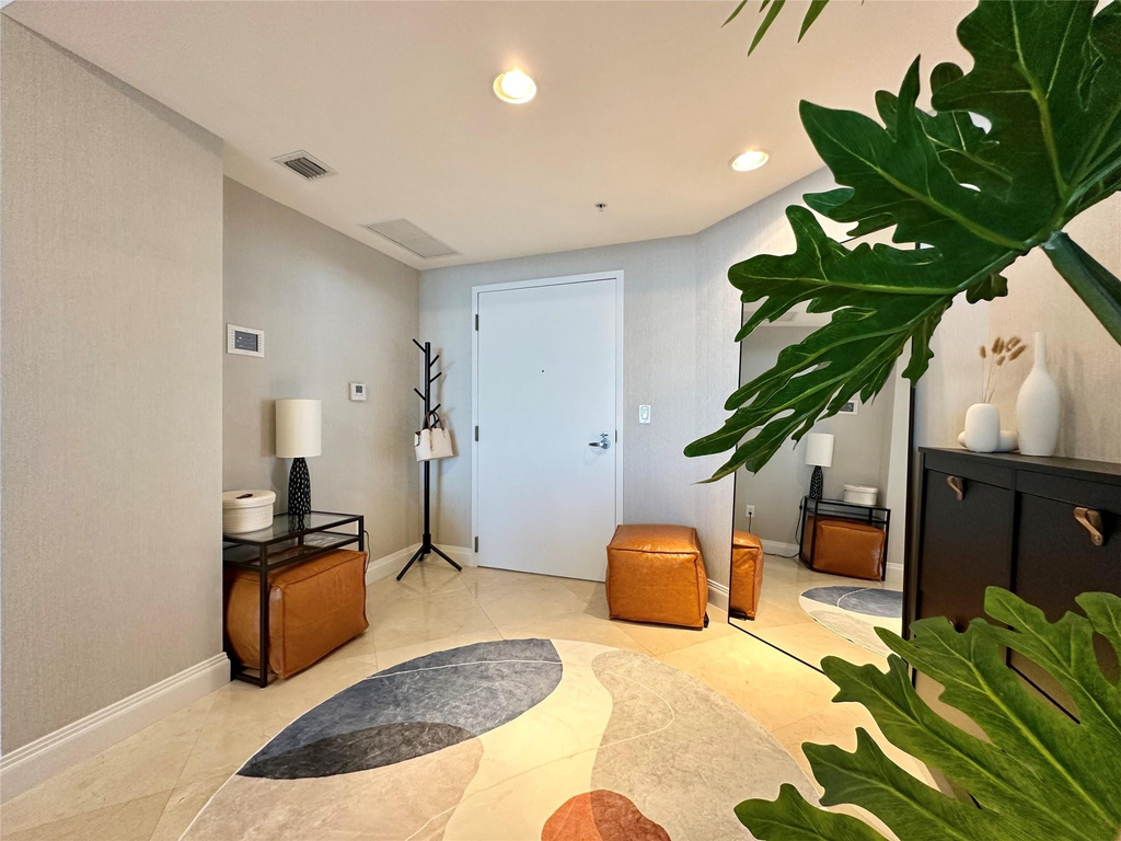 18201 Collins Avenue - Photo 20