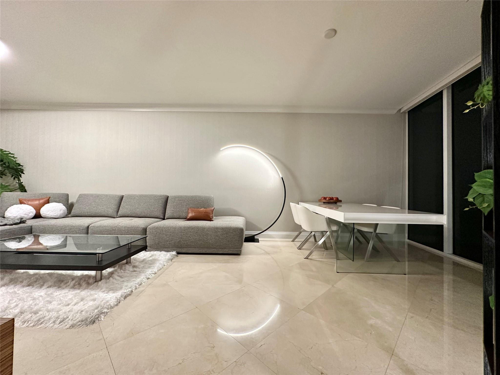 18201 Collins Avenue - Photo 23