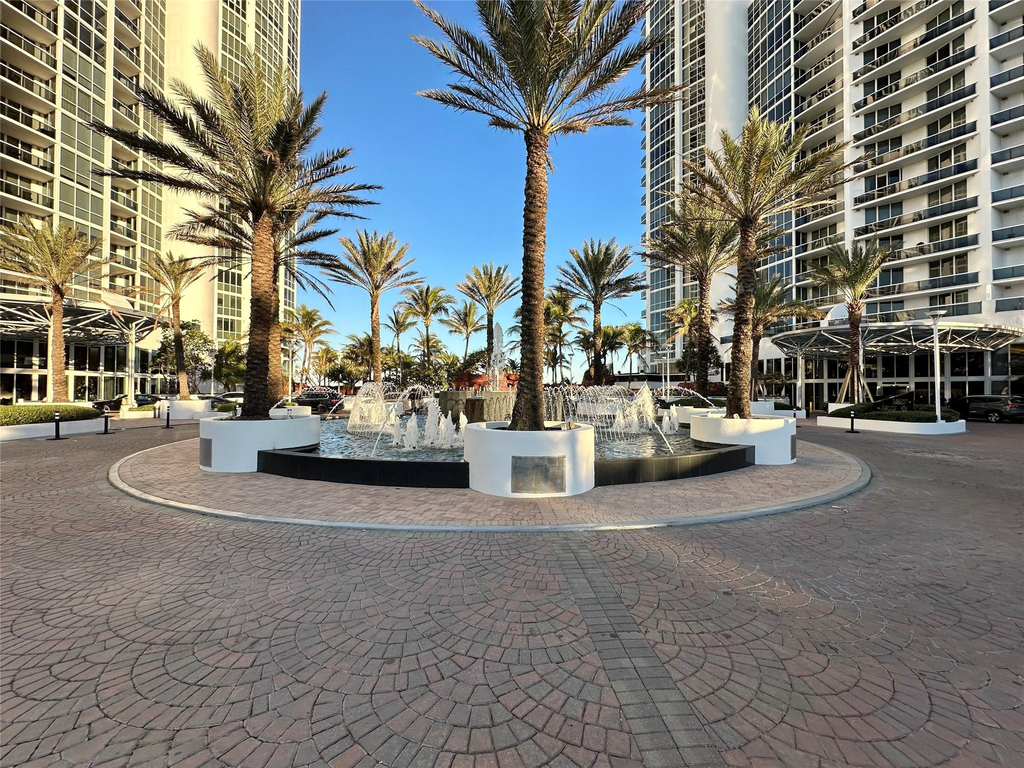 18201 Collins Avenue - Photo 74