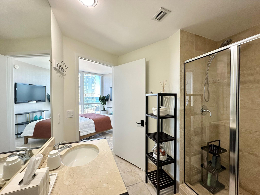 18201 Collins Avenue - Photo 59