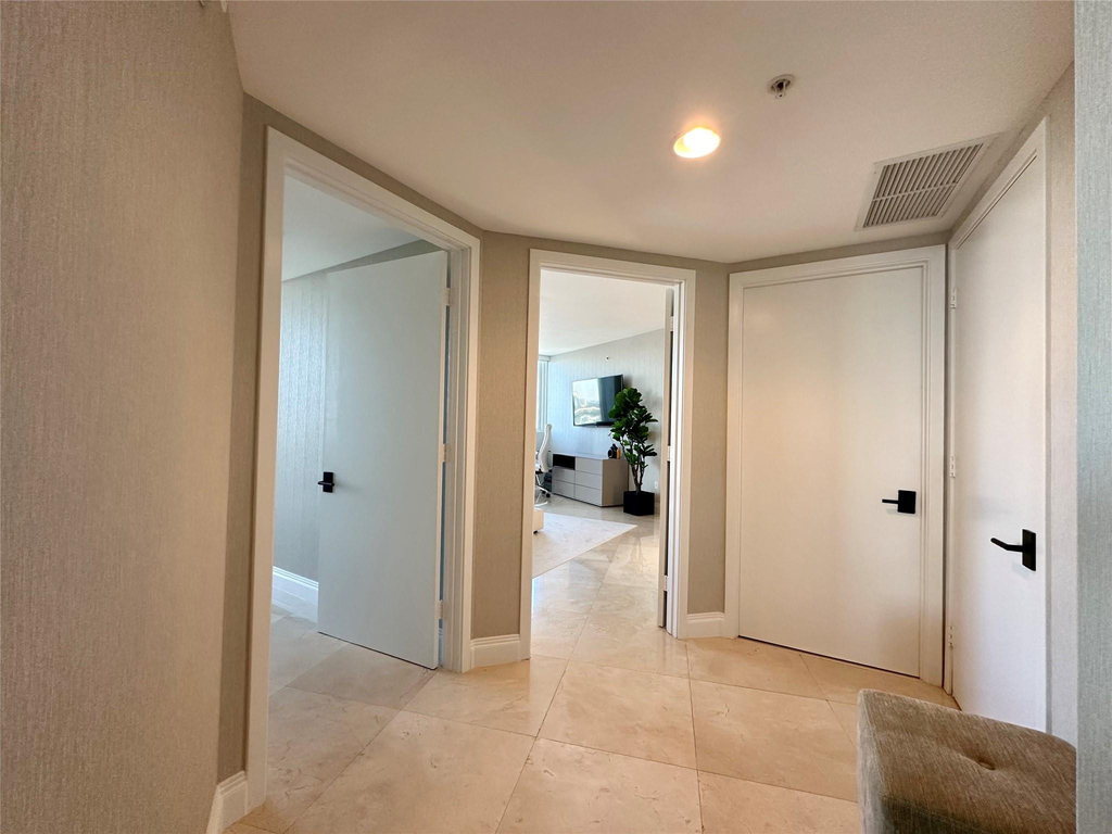 18201 Collins Avenue - Photo 52