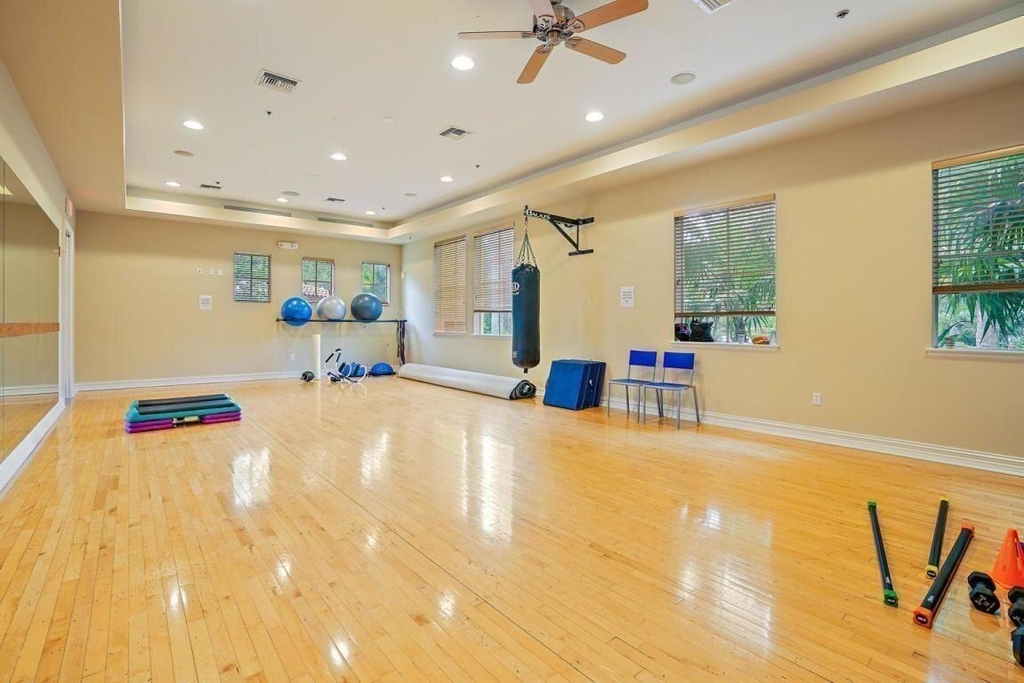 1043 Vintner Boulevard - Photo 64