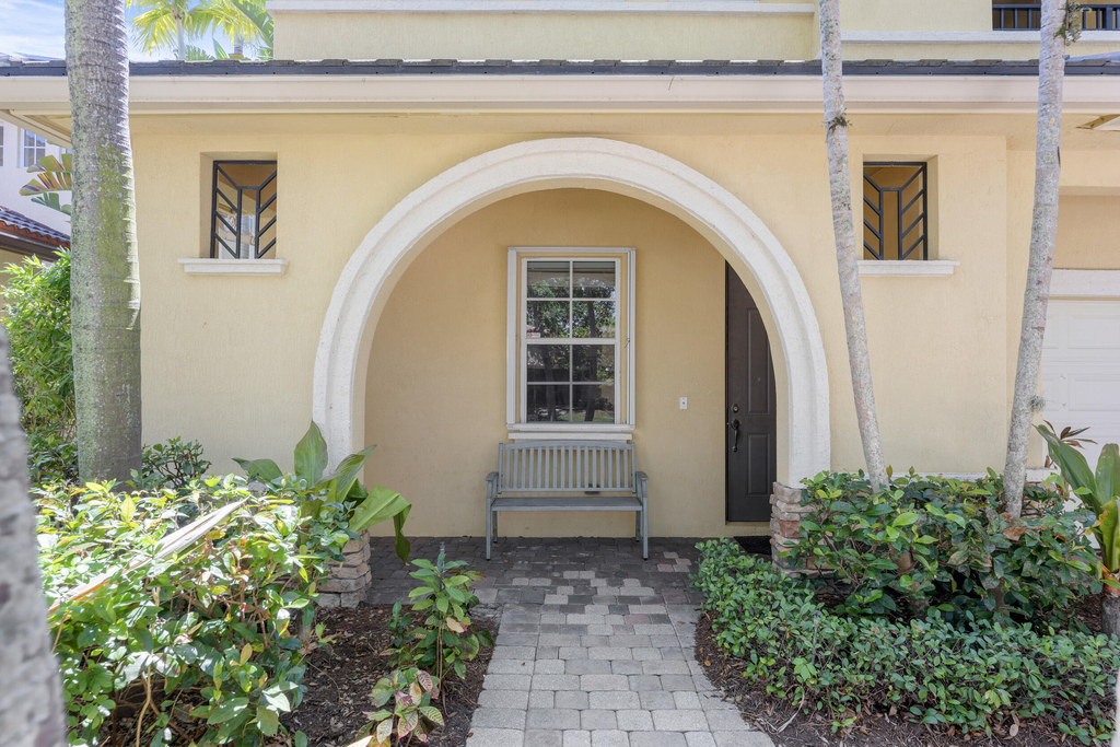 1043 Vintner Boulevard - Photo 3