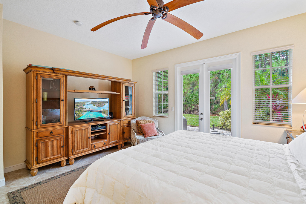 1043 Vintner Boulevard - Photo 35