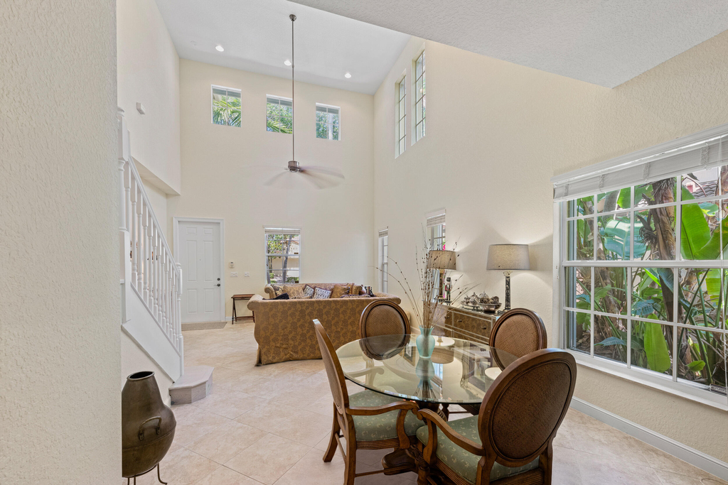 1043 Vintner Boulevard - Photo 20