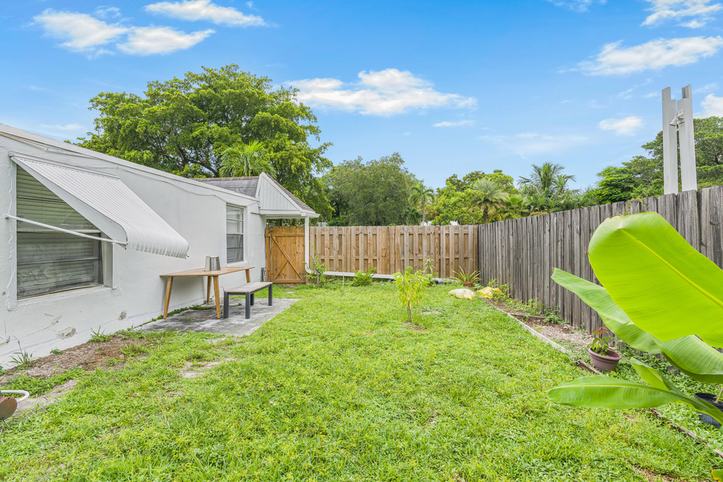 2865 Sw 16th Street - Photo 5