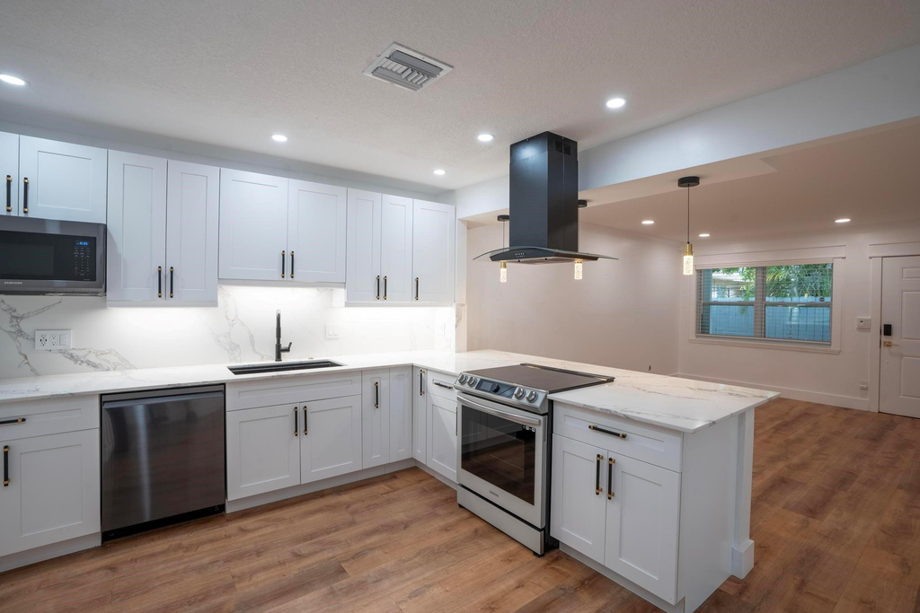 3468 Ne 17th Avenue - Photo 2