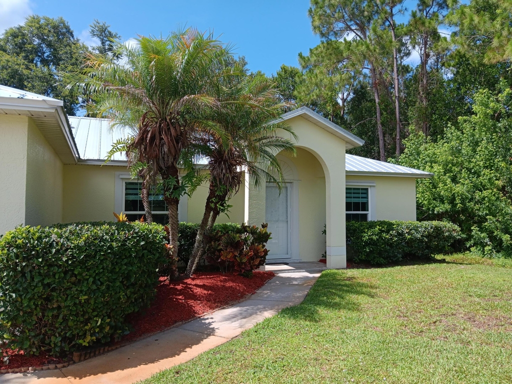 757 Brookedge Terrace - Photo 0