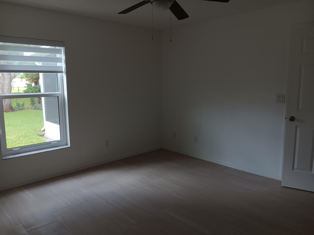 757 Brookedge Terrace - Photo 20