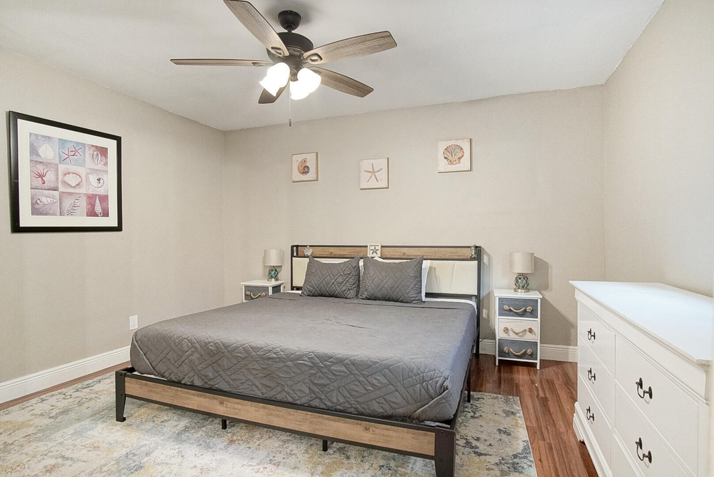 1002 Avenue E - Photo 19