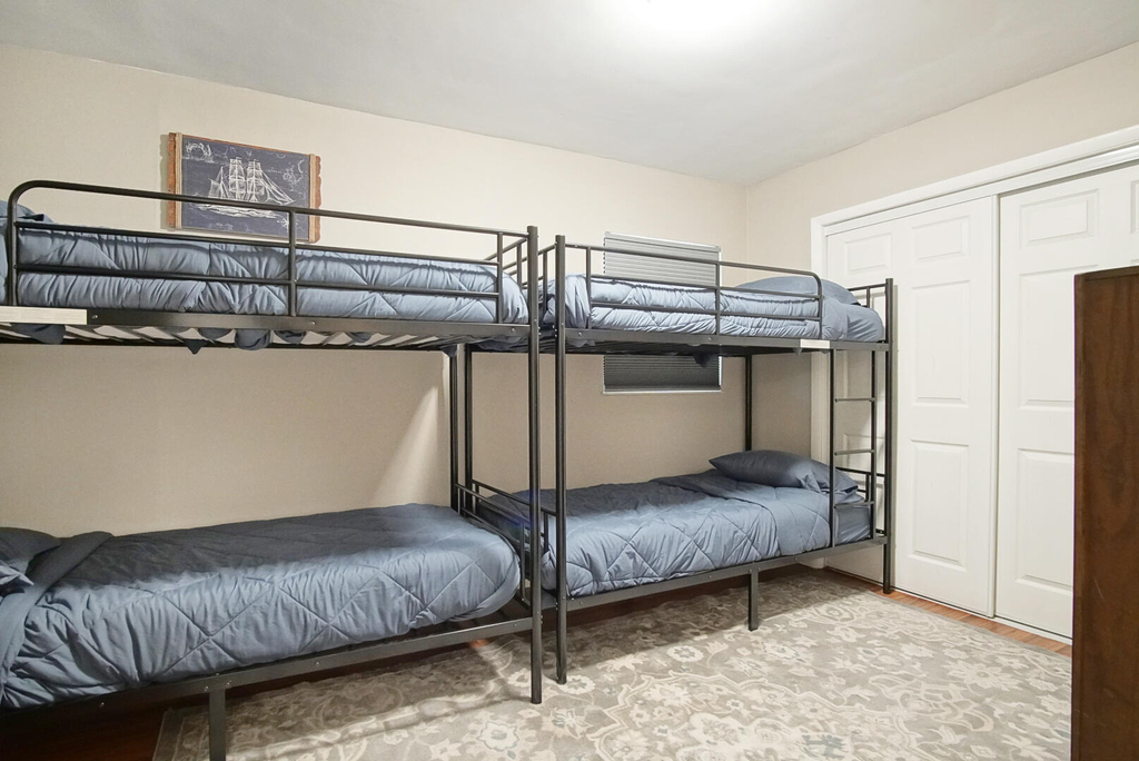 1002 Avenue E - Photo 22