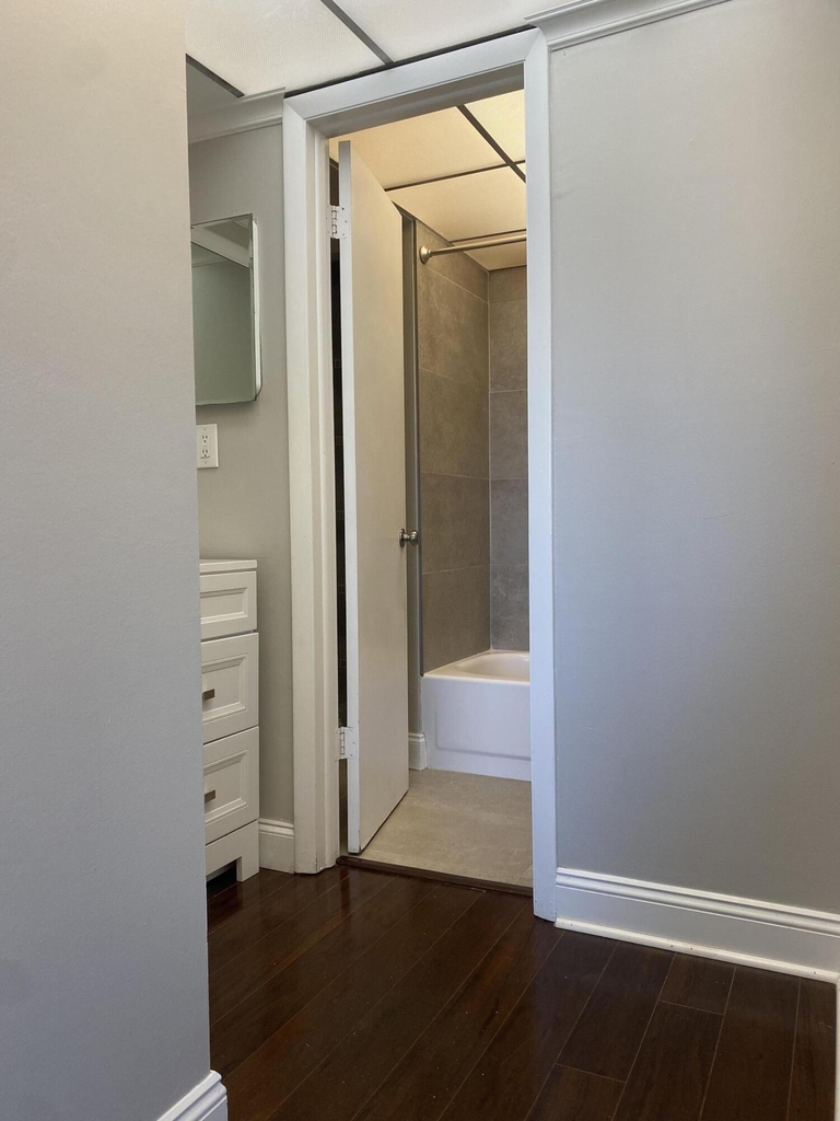 9 Royal Palm Way - Photo 30