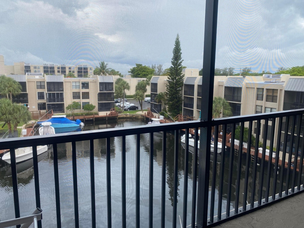 9 Royal Palm Way - Photo 9