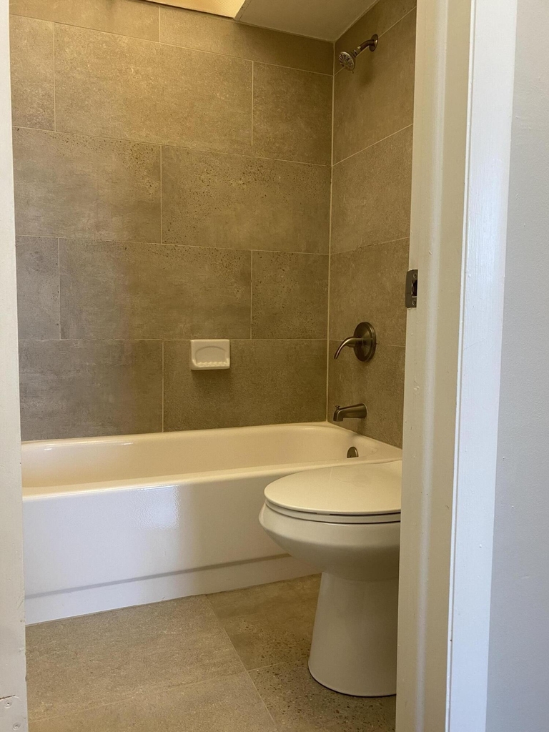 9 Royal Palm Way - Photo 32