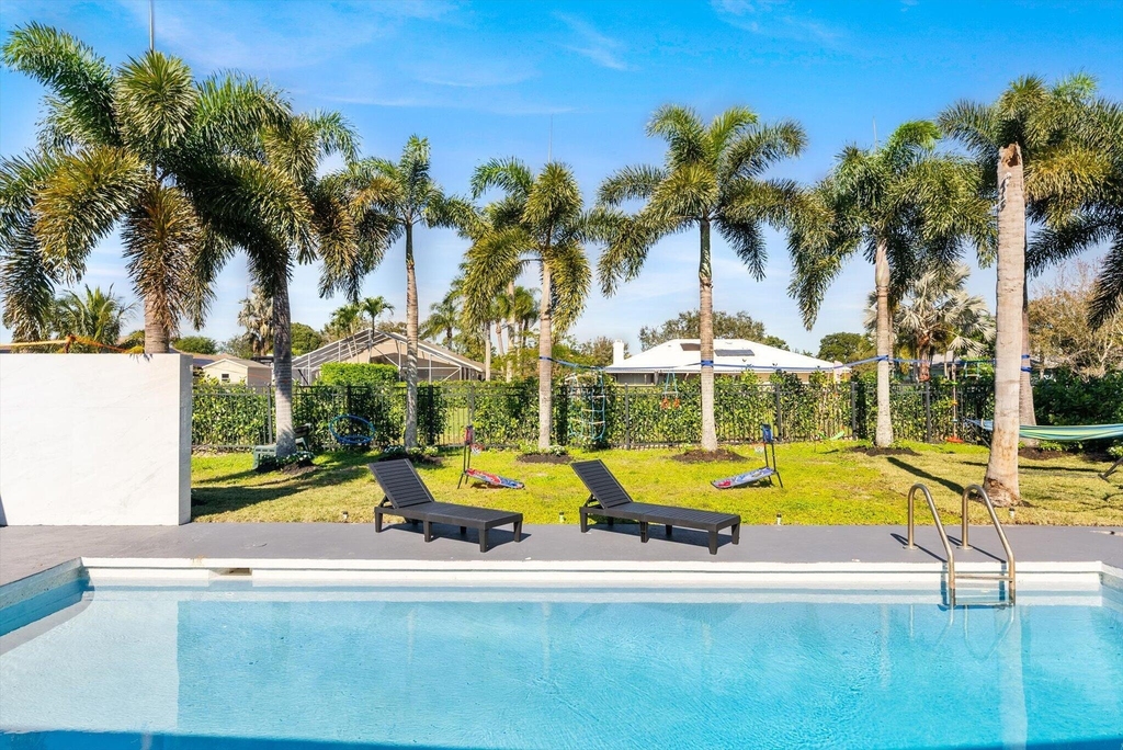 11647 Anhinga Drive - Photo 36