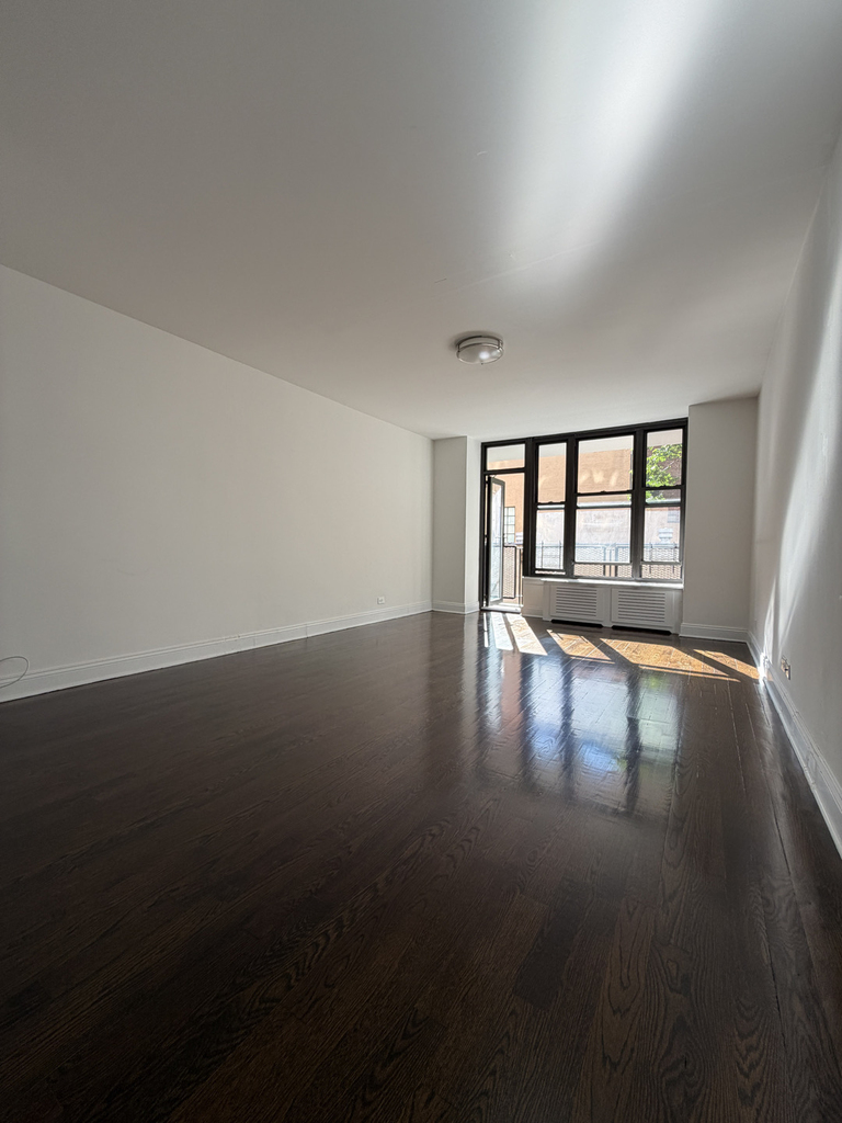 Lexington Ave/33rd Street - Photo 4