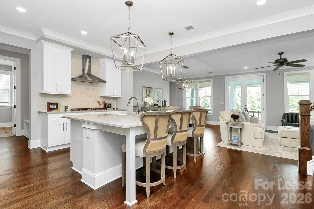 136 Preston Road - Photo 1