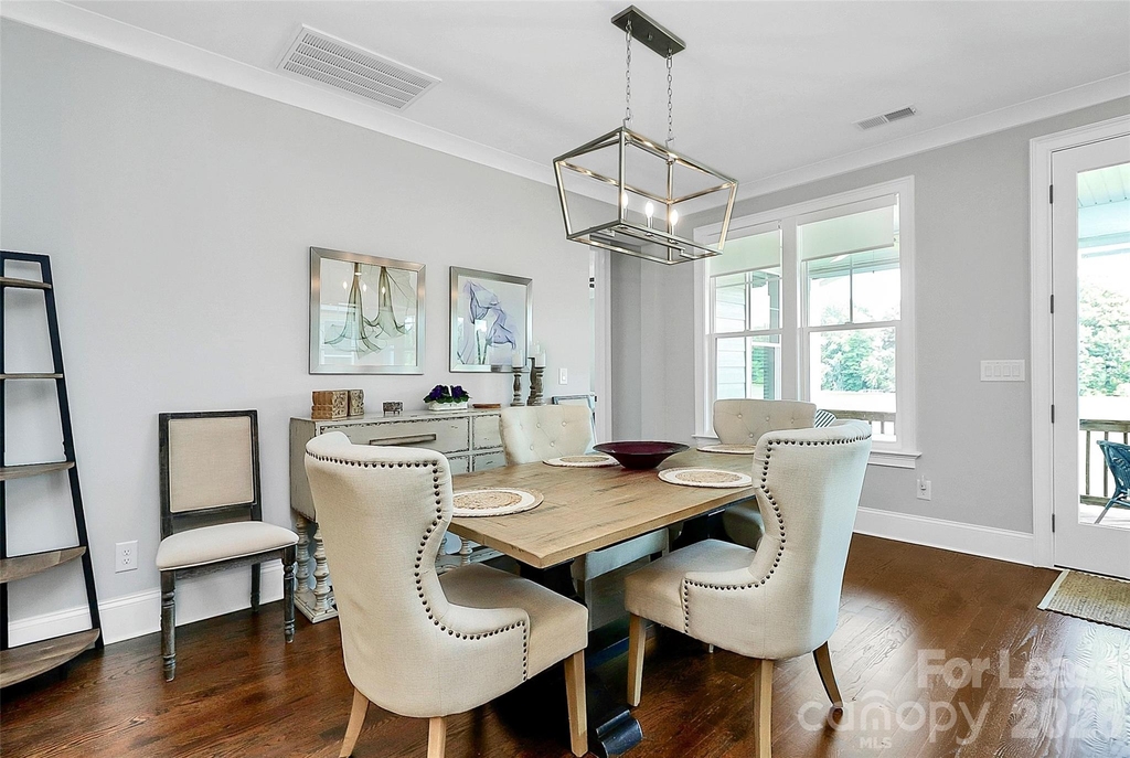 136 Preston Road - Photo 7