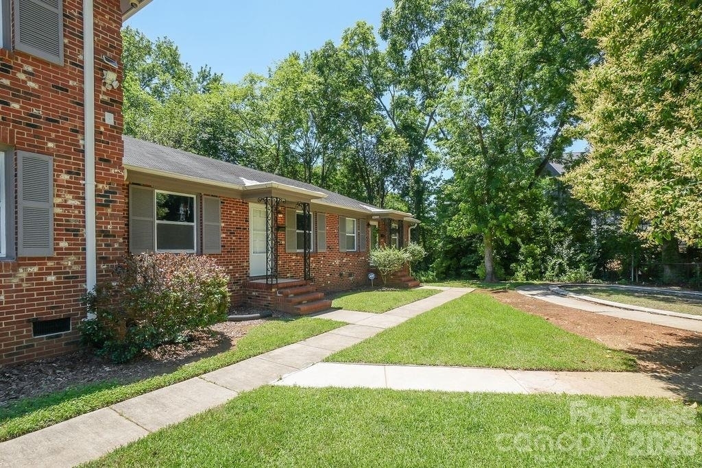 3422 Craig Avenue - Photo 2