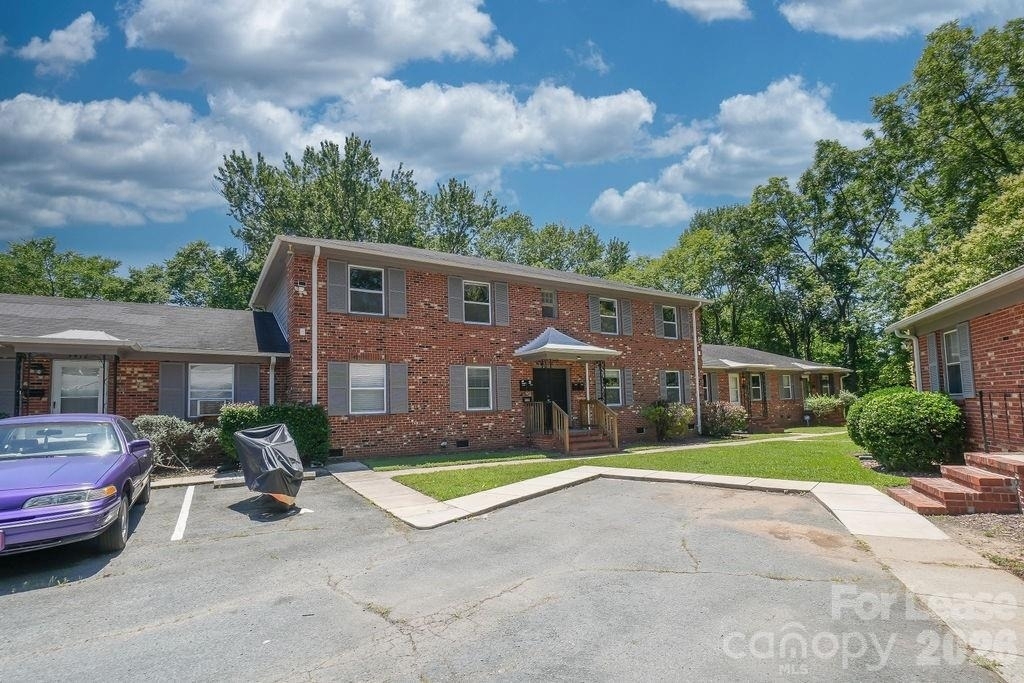 3416 Craig Avenue - Photo 2