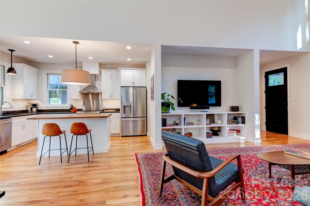 12 Waverly Road - Photo 4
