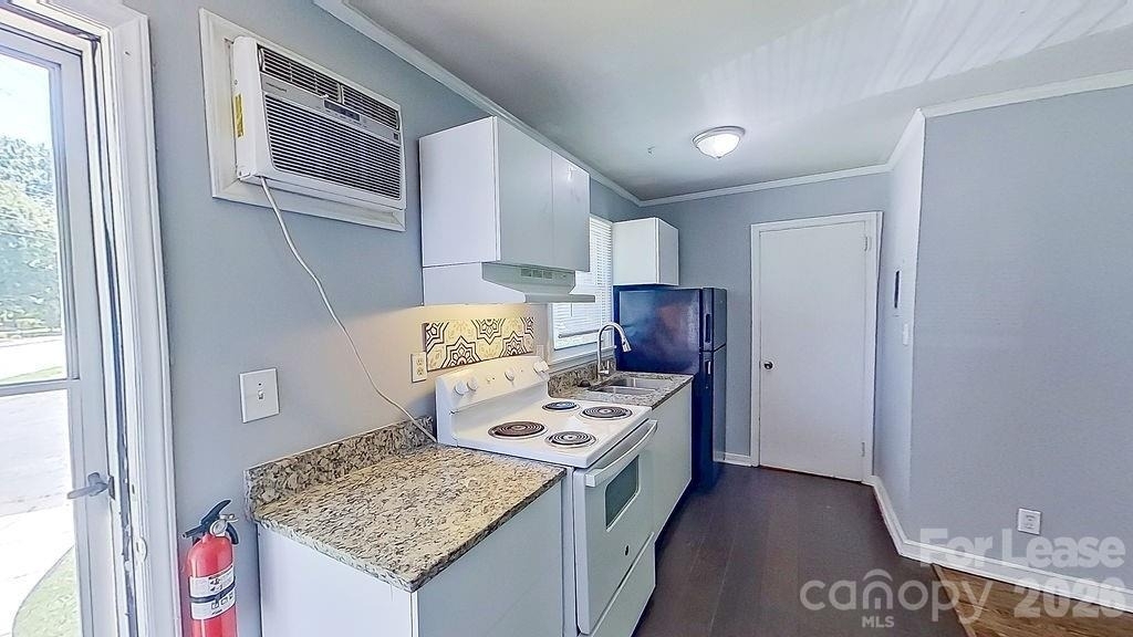 3402 Craig Avenue - Photo 7