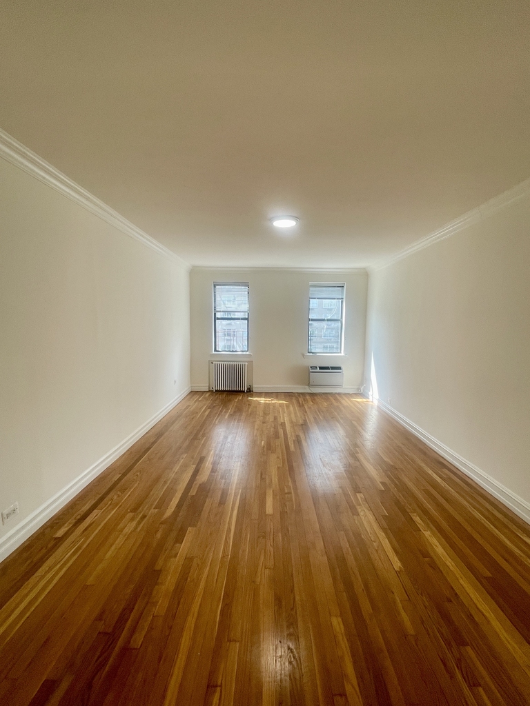 1680 York Avenue - Photo 1