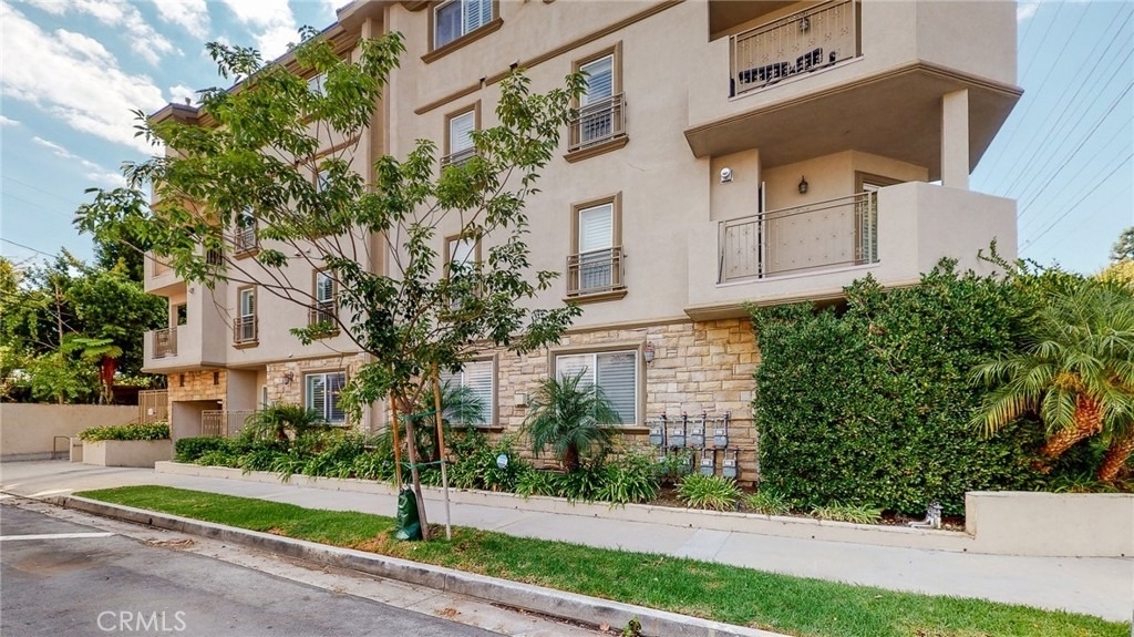 11540 Moorpark Street - Photo 30
