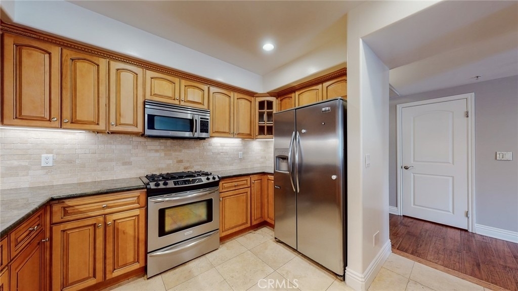 11540 Moorpark Street - Photo 8