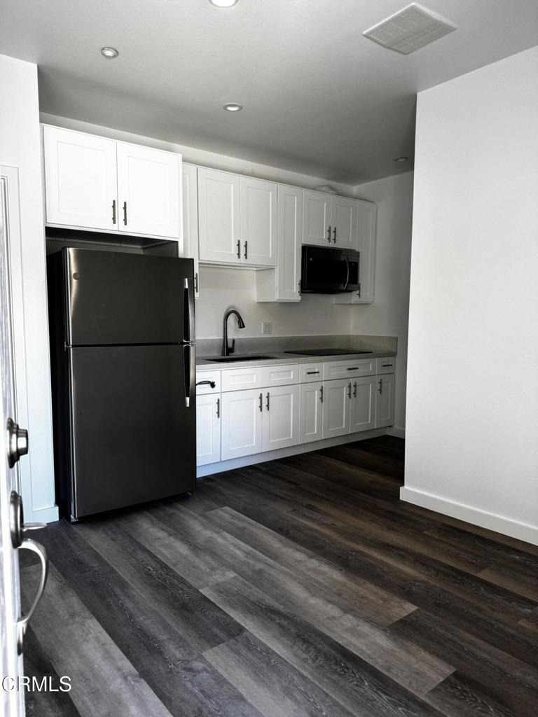 1251 Nightingale Place - Photo 1