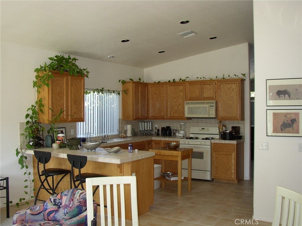 68215 Peladora Road - Photo 2