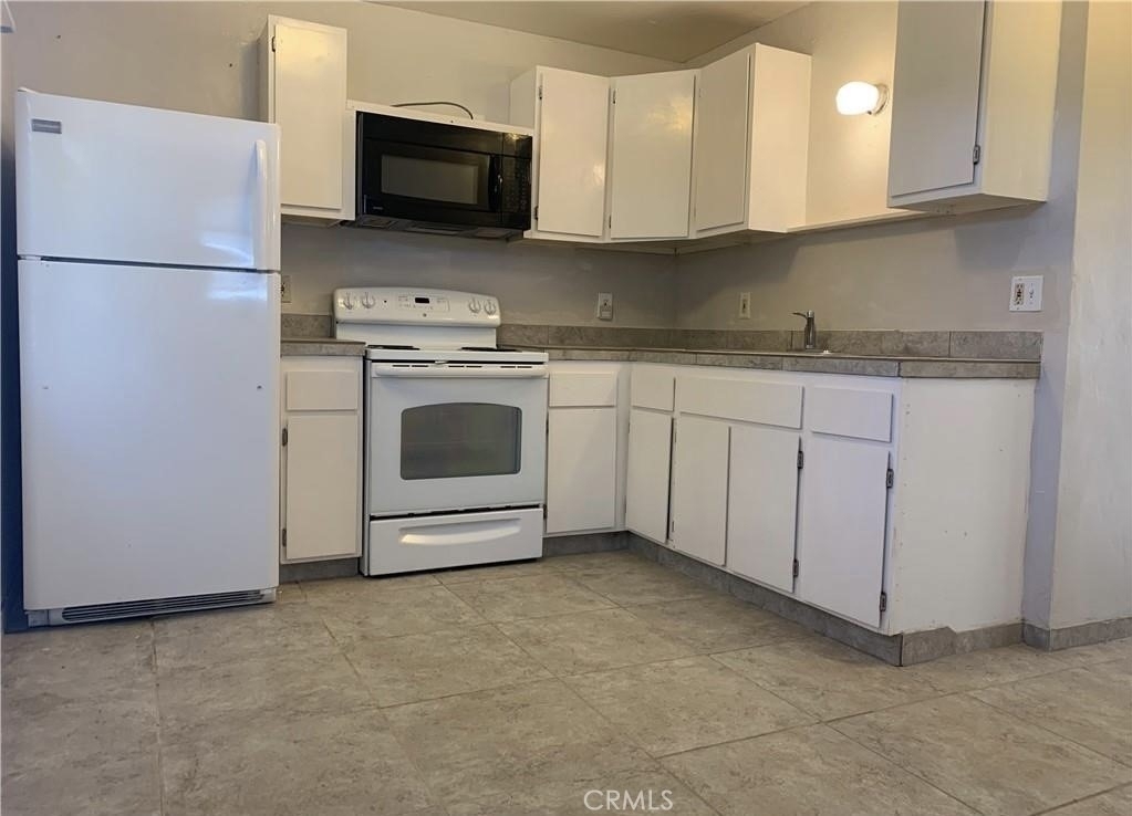 24191 Magnolia - Photo 4