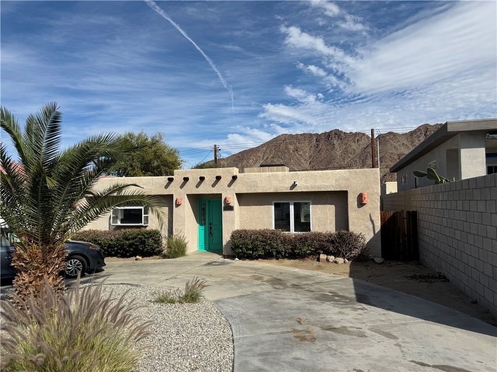 54066 Avenida Velasco - Photo 0